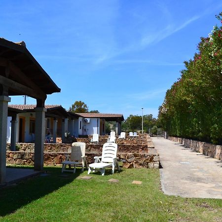 Residence S'Oggiastrone Танаунела Екстериор снимка