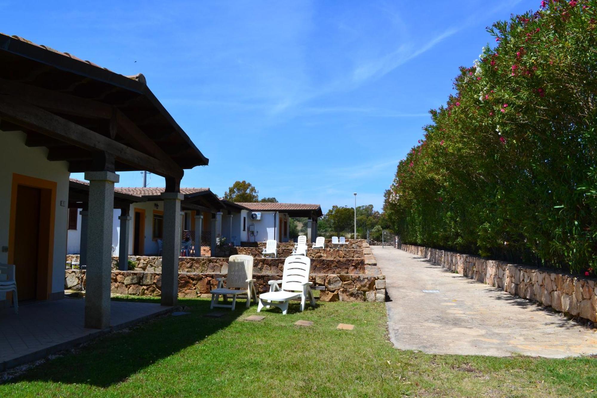 Residence S'Oggiastrone Танаунела Екстериор снимка